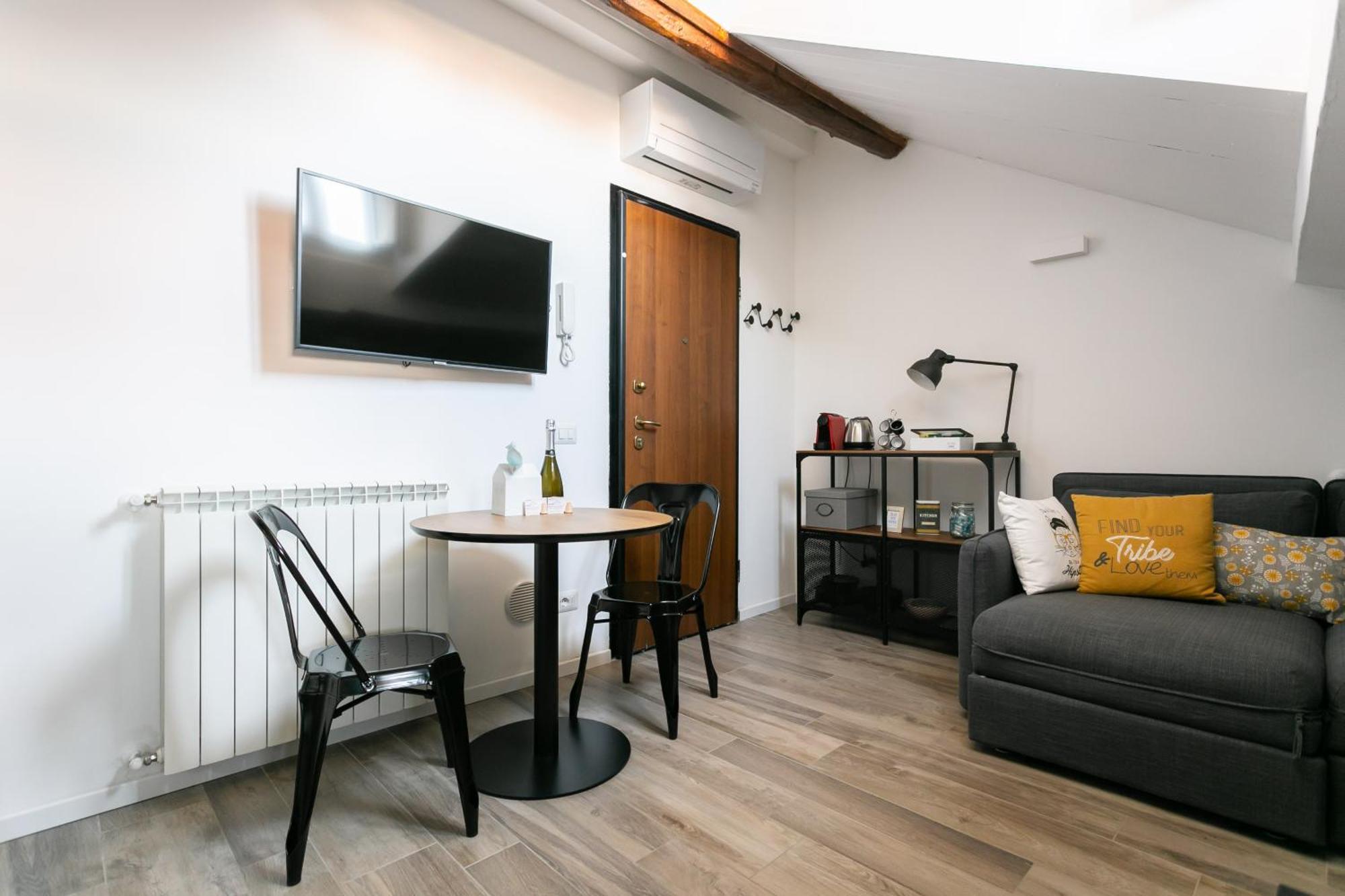 Mortara Navigli Apartments Milano Eksteriør billede